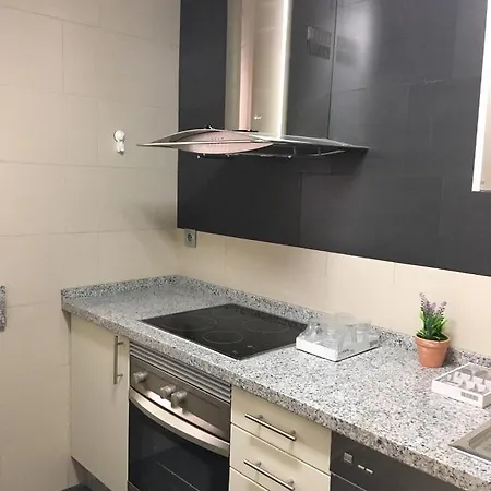 Apartamento Piso Frente Al Mar Primera Linea De Playa En Con Parking Gratuito
