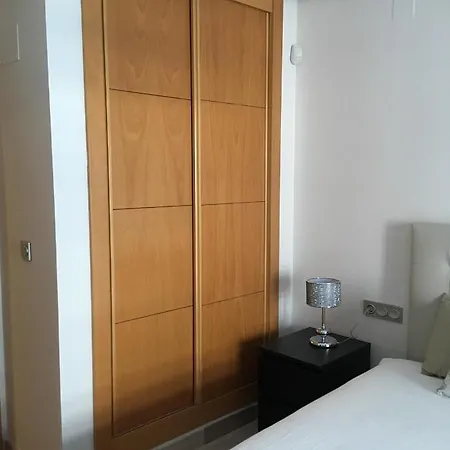 Apartamento Piso Frente Al Mar Primera Linea De Playa En Con Parking Gratuito *